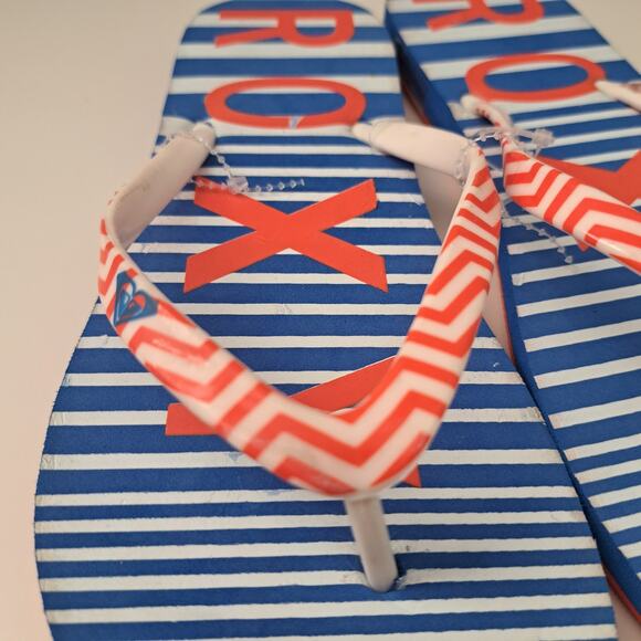Roxy Women's Tahiti VII Blue White Stripe Chevron Stap Flip Flop Size 8 - Picture 7 of 9